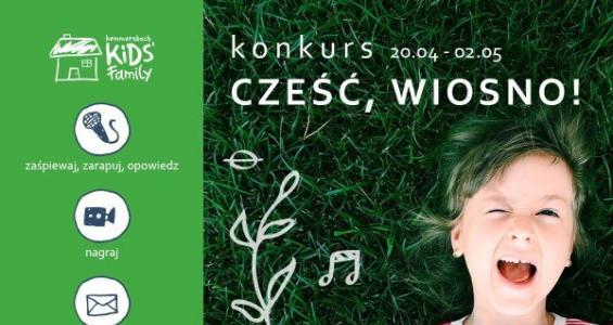 plakat-konkursu-czesc-wiosno-przedstawiajacy-rozesmiana-dziewczynke-na-trawie-oraz-informacje-odnosnie-konkursu.jpg